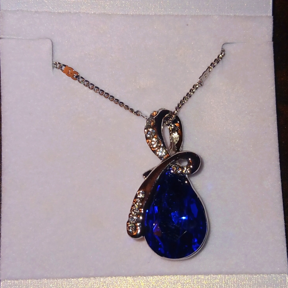 ✔️Sapphire necklace